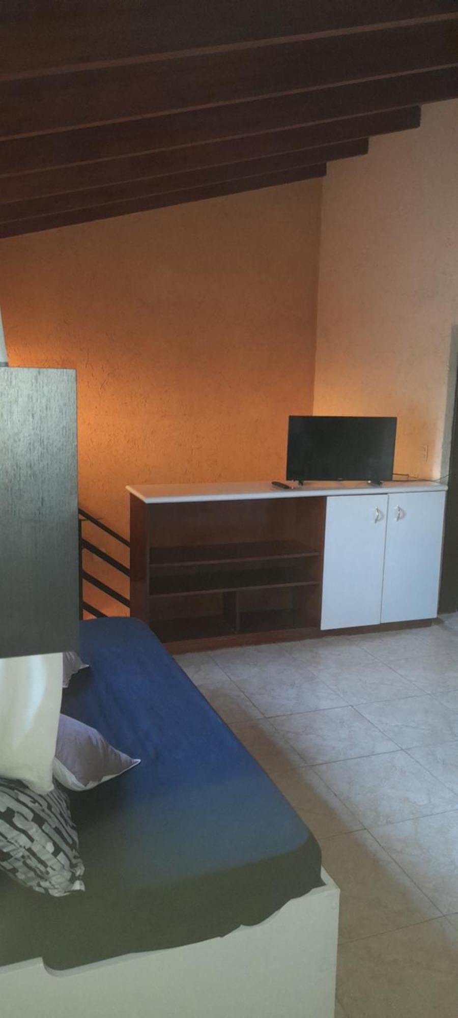 Departamento Amplio En Alta Con Cochera Apartment *